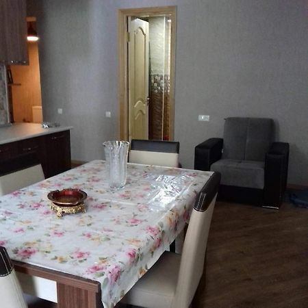 Hotel Family Hotel Chiatura Buitenkant foto