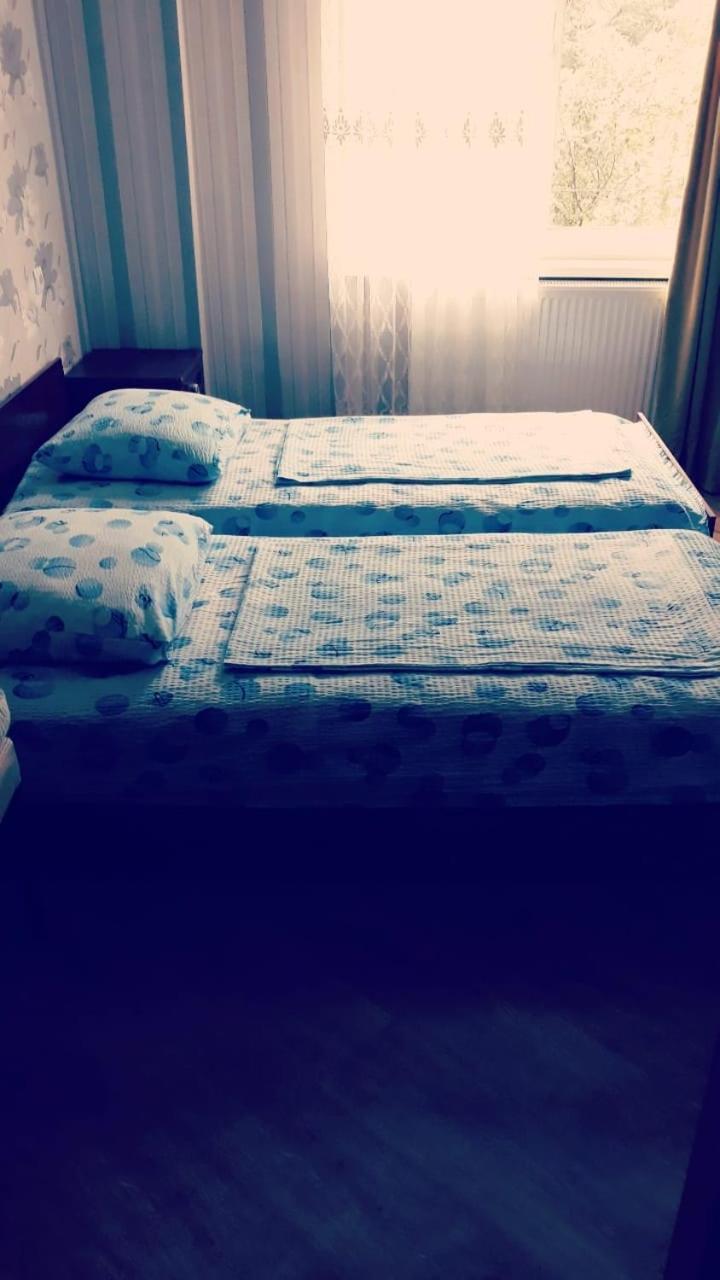 Hotel Family Hotel Chiatura Buitenkant foto